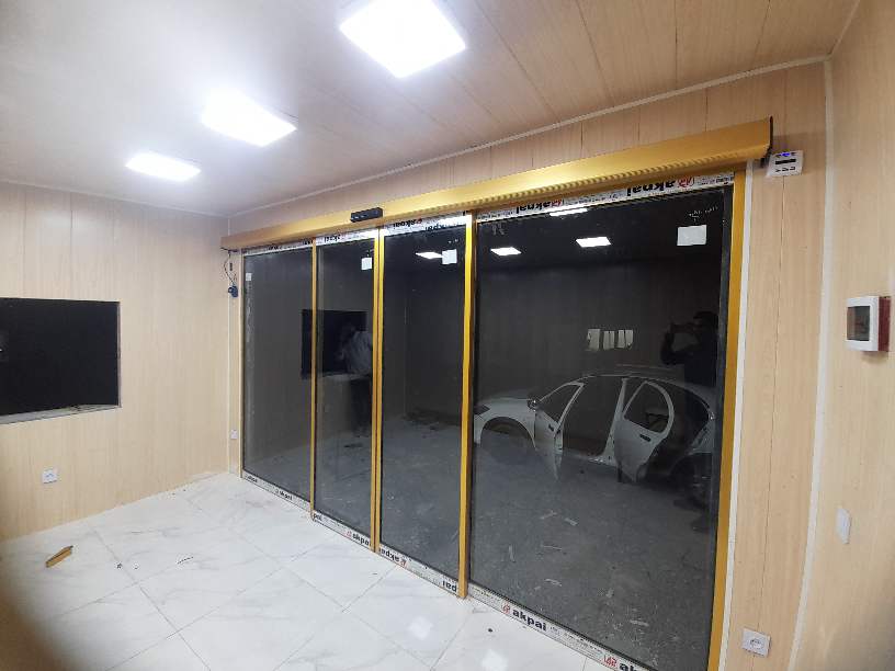 درب اتوماتیک شیشه ای